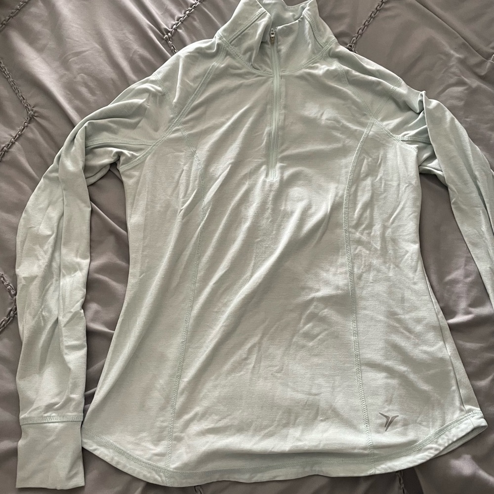 Old Navy Women’s Light Blue Half Zip Running Top, Small